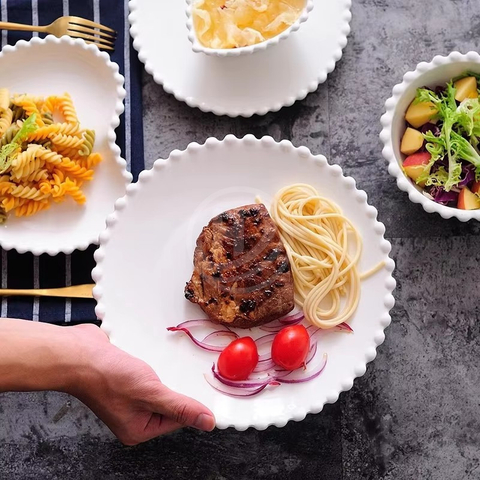 Creative Ceramic Breakfast and Dessert Plate Heart-Theme Western Tableware for Fruit Salad and Other Meals Dinnerware Set